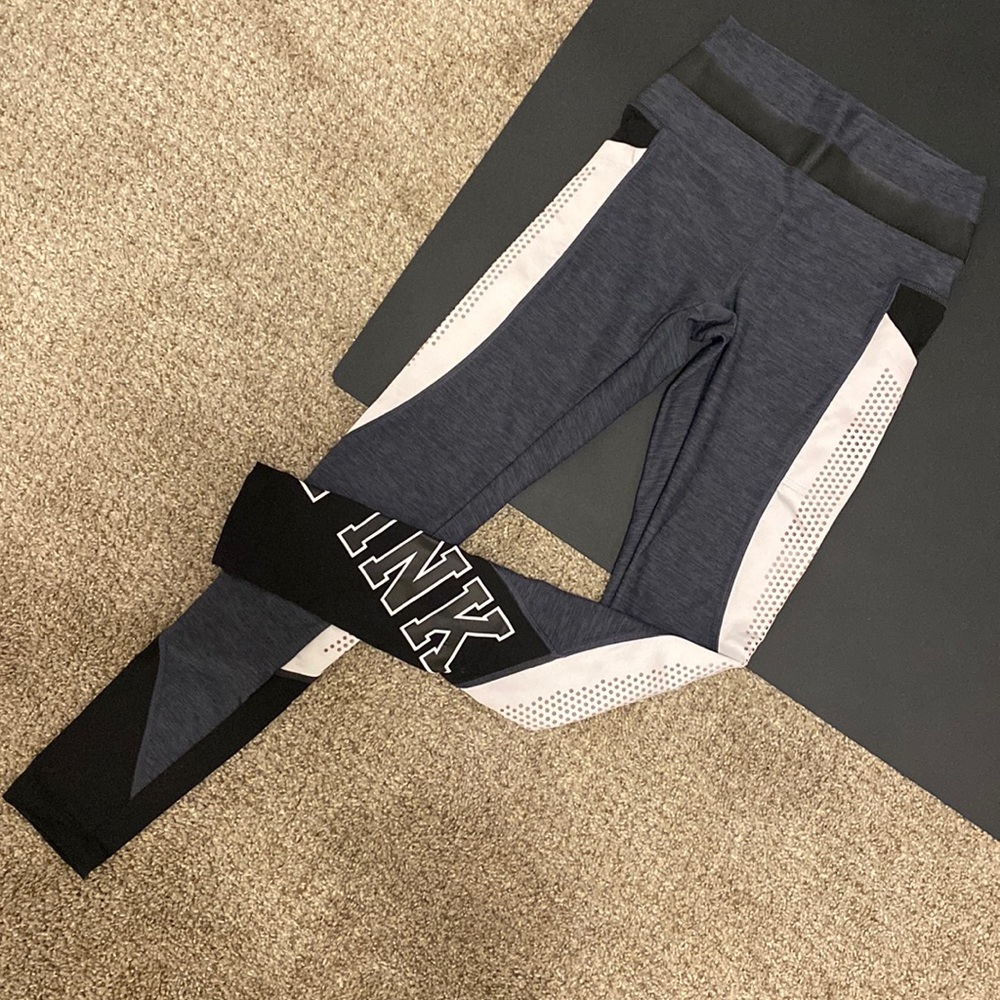 Victoria’s Secret PINK athletic leggings with pockets